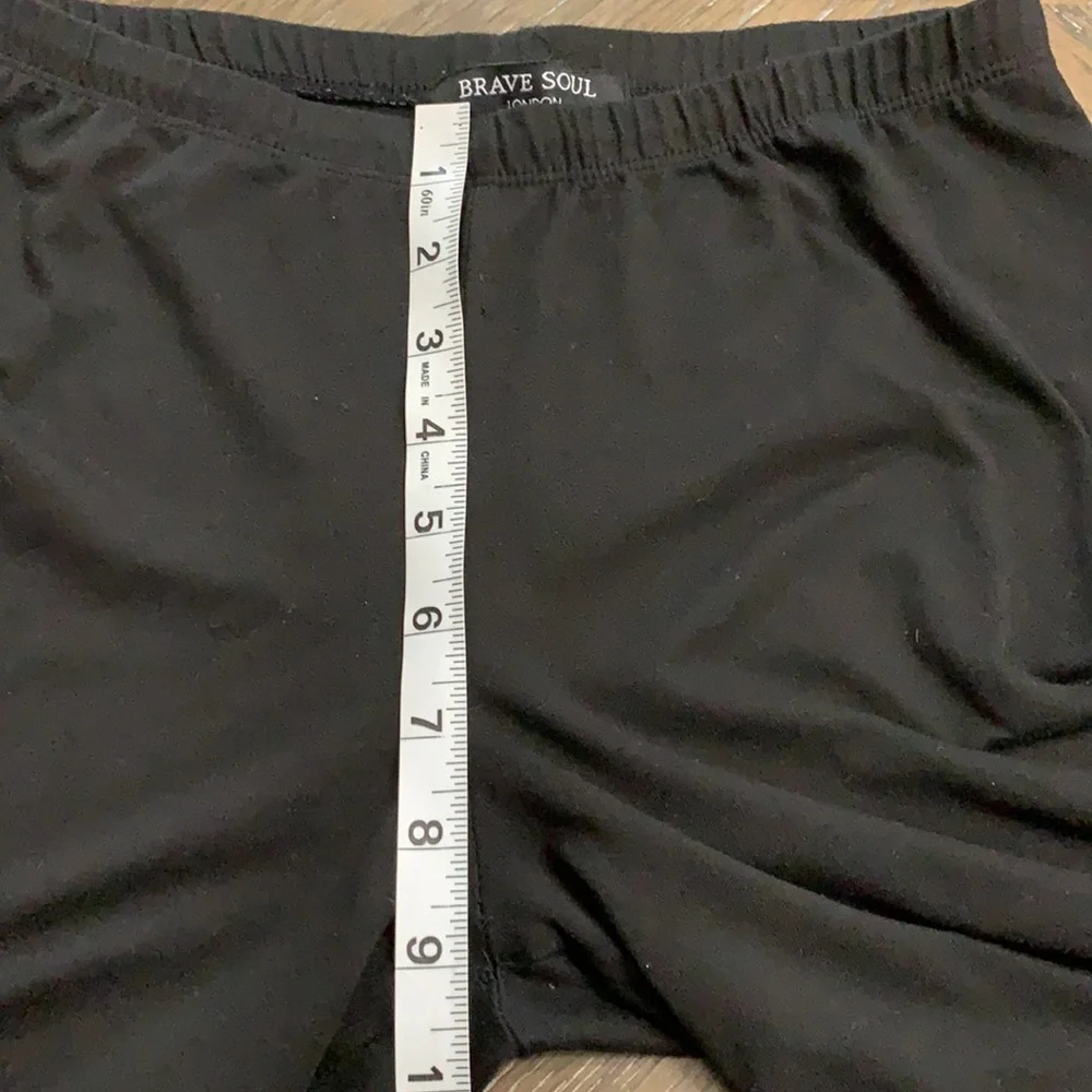 Brave Soul black Hugh waisted biker shorts Size M